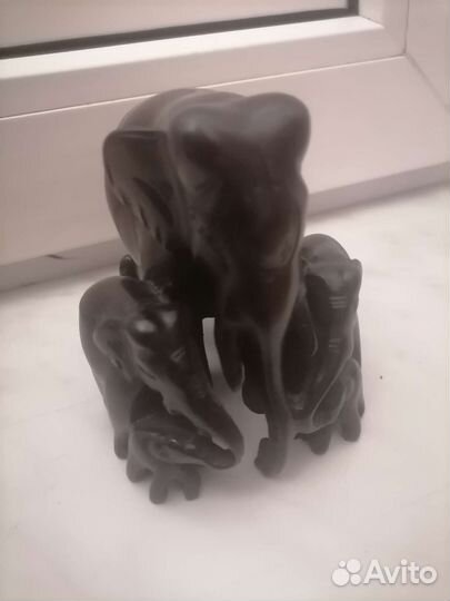 Статуэтка слон