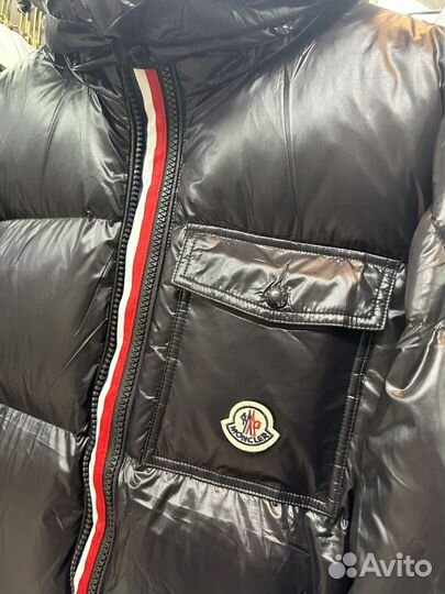 Пуховик Moncler