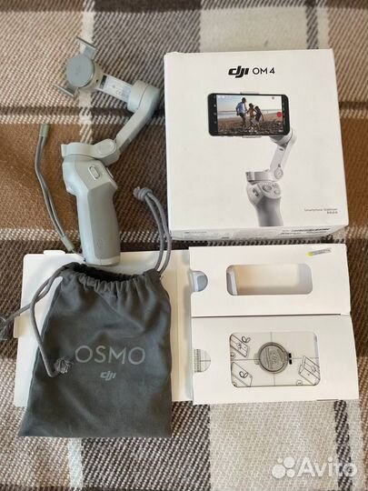 Стабилизатор для смартфона DJI Osmo Mobile 4 серый