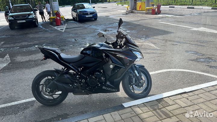 Сузуки GSX S1000F