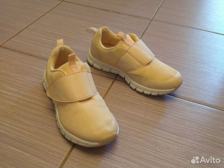 Кроссовки nordman 32 р