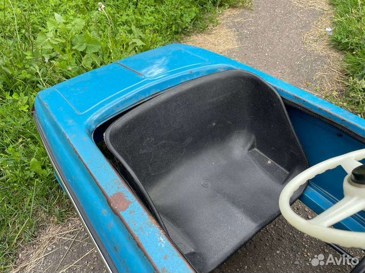 Москвич педальный советский