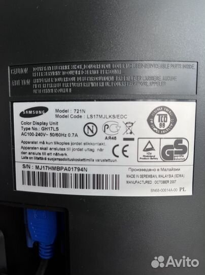 Монитор Samsung SyncMaster 721 n