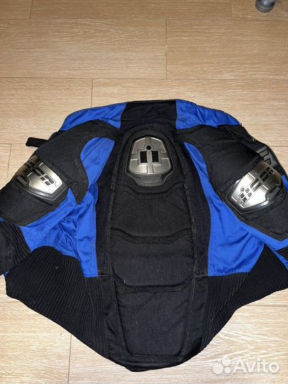 Мотокуртка