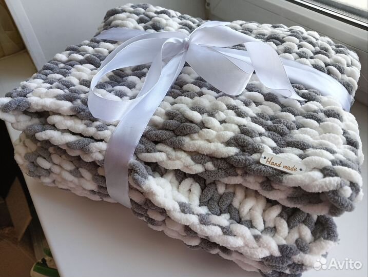 Плед детский вязаный