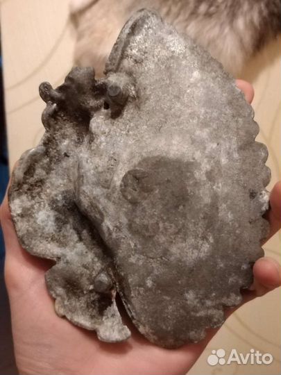 Коллекционная пепельница дама с веером