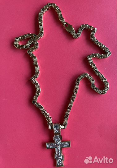 Крест и цепь