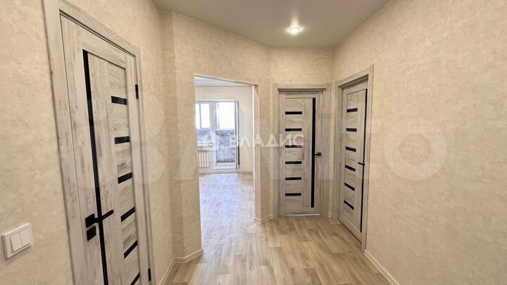 2-к. квартира, 41 м², 1/3 эт.