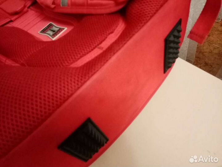 Рюкзак школьный