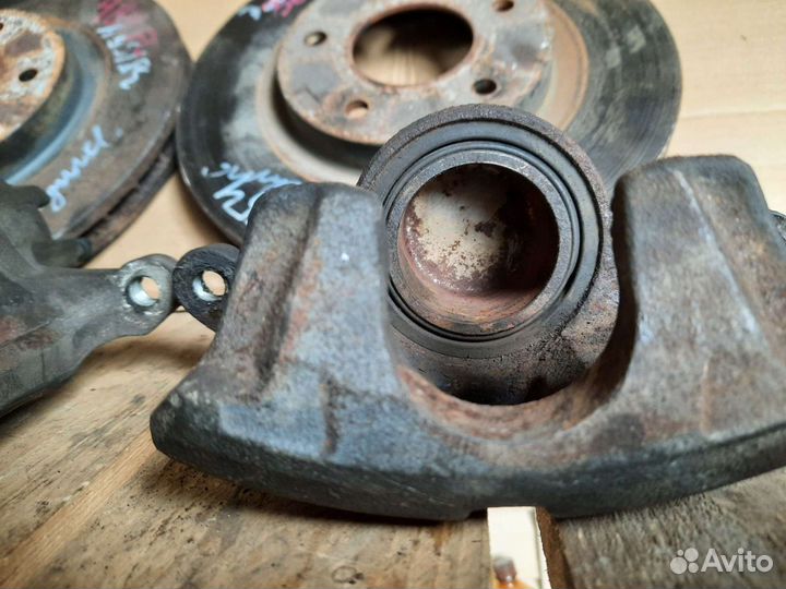 Тормоза 295мм mitsubishi