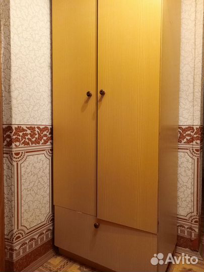 Шкаф с антресолью