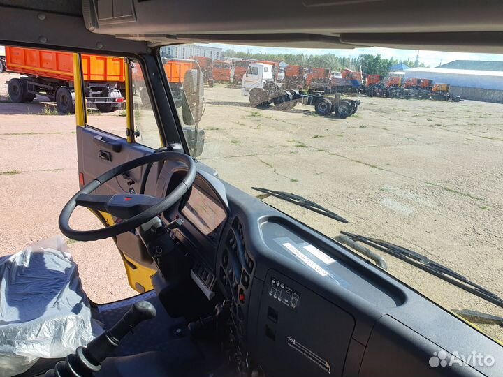 КАМАЗ 43118-23011-50 с КМУ, 2023