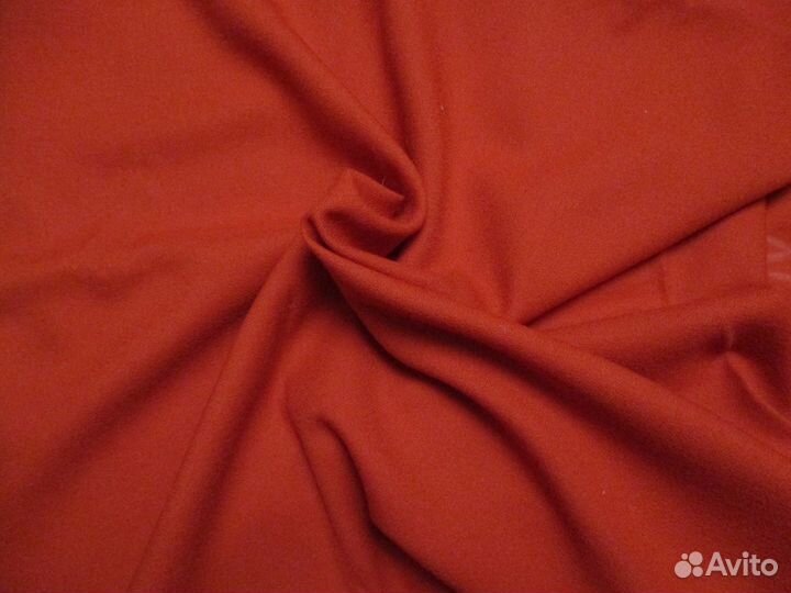 Отрезы материалов, все ткани новые