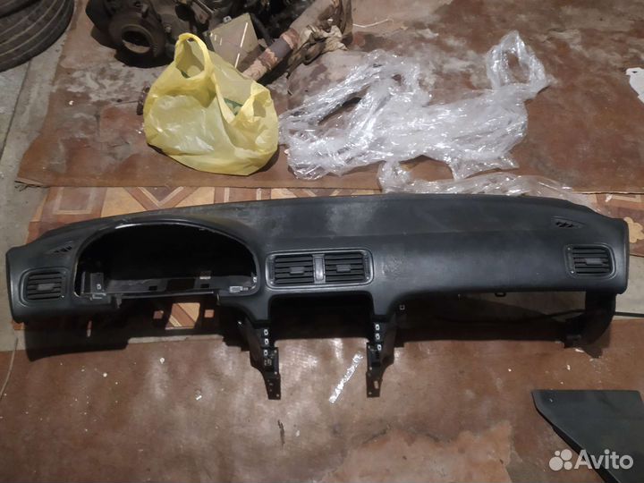 Торпедо, жабо, заднее сиденье Хонда Аккорд 5