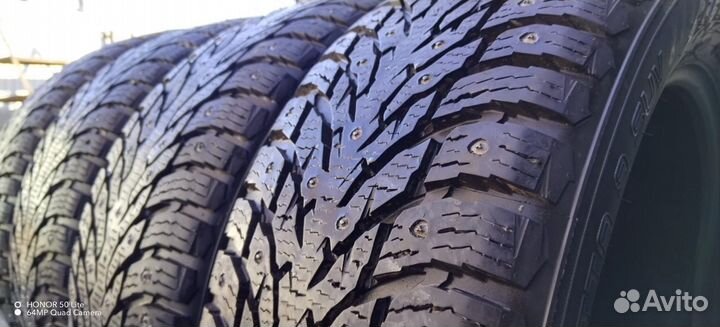 Nokian Tyres Hakkapeliitta 9 SUV 235/50 R19