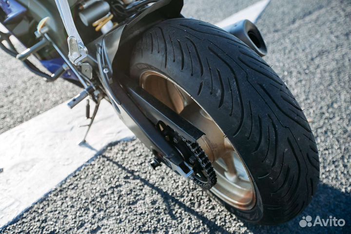 Yamaha R6