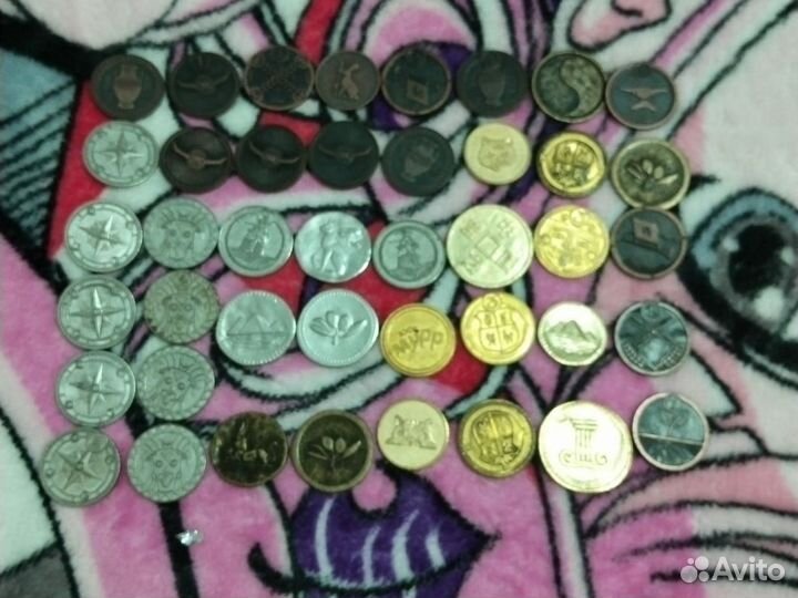 Монеты магазина магнит и пятёрочка