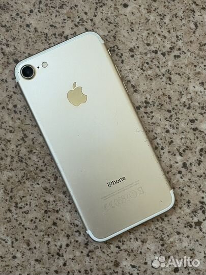 iPhone 7, 32 ГБ