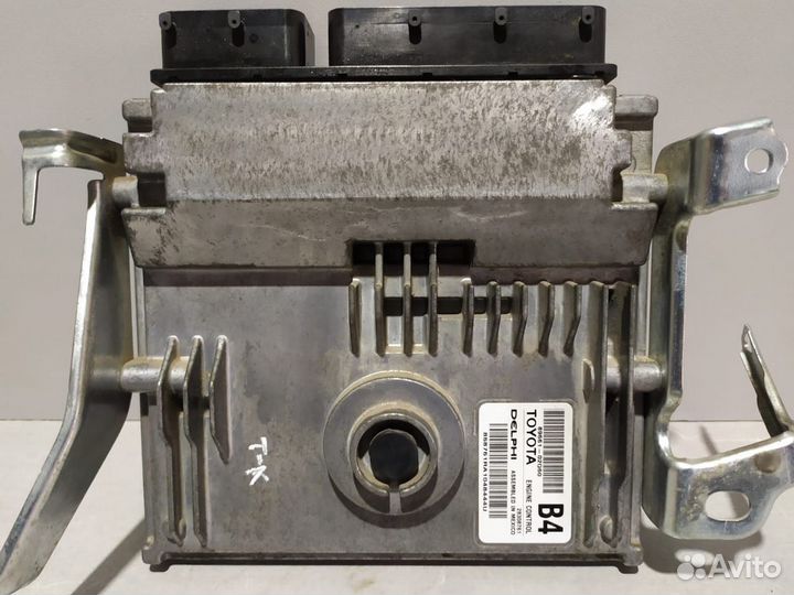 Блок управления эбу Toyota Corolla 2011 1.8 л