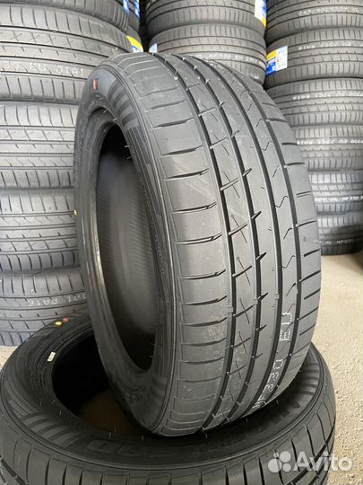 Habilead HF330 305/40 R20 112W