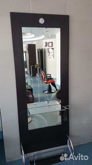 Зеркало для парикмахера