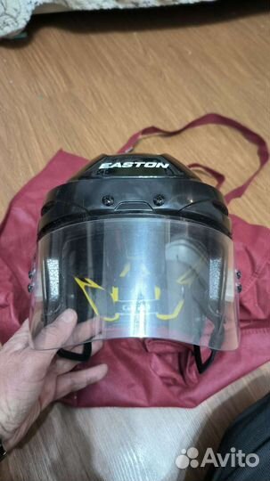 Шлем хоккейный