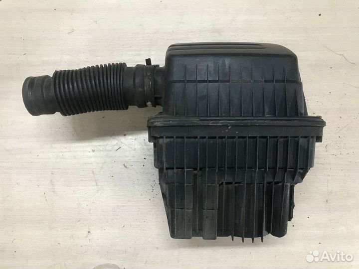 Корпус воздушного фильтра Peugeot 307