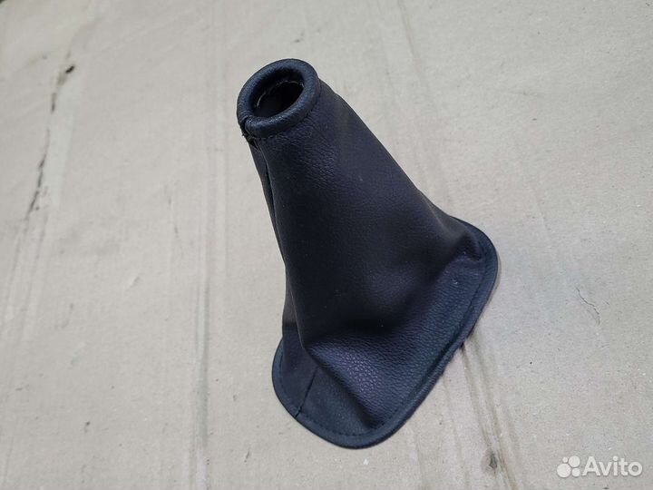 Кожух (чехол) МКПП Nissan Tiida C11 2004-2015