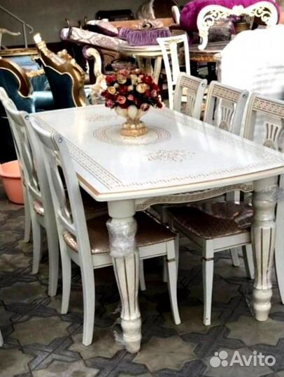 Кухонный Обеденный стол. Столик. Компьютерный стол