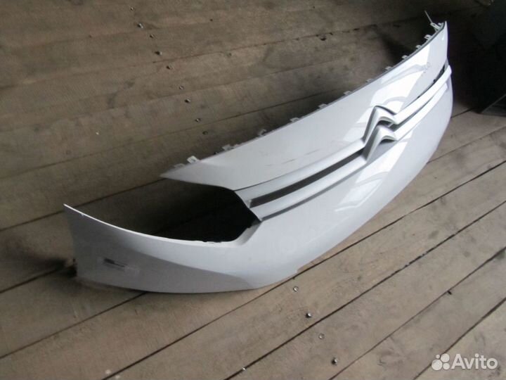 Бампер передний citroen jumpy 2019