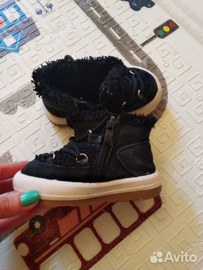 Ботинки детские 22 размер