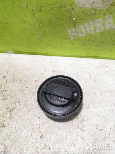 Крышка маслозаливной горловины Фольксваген Гольф