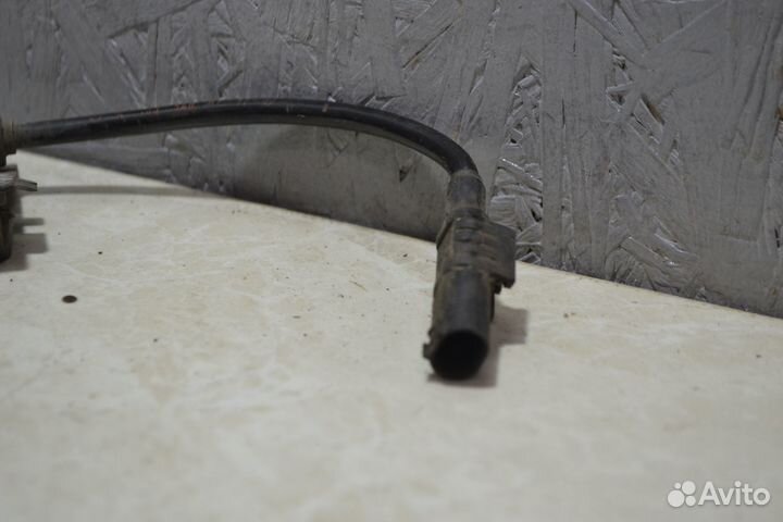 Датчик абс передний правый Mercedes-Benz W163