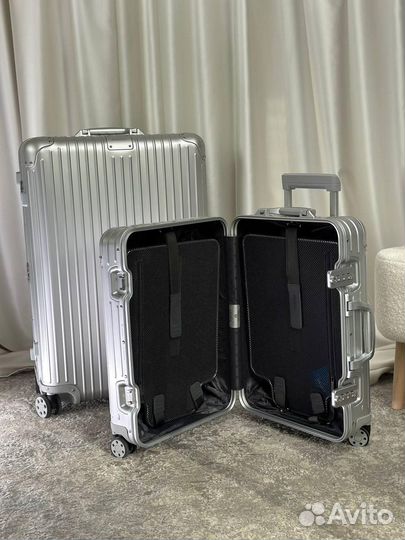 Чемодан Rimowa