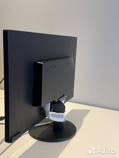 Монитор AOC E2070swn 19,5 60Hz