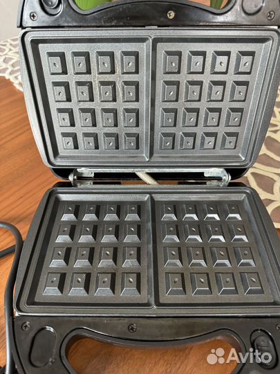 Вафельница мультипекарь редмонд