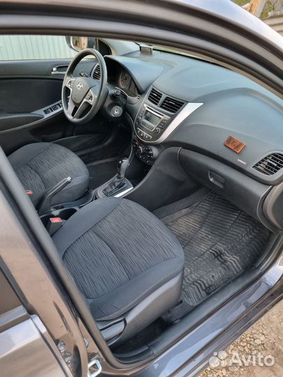 Hyundai Solaris 1.6 AT, 2015, 73 793 км