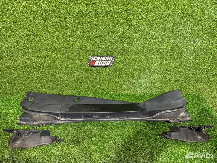 Жабо Honda Insight ZE2