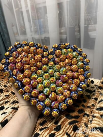 Букет из 101 чупа чупса