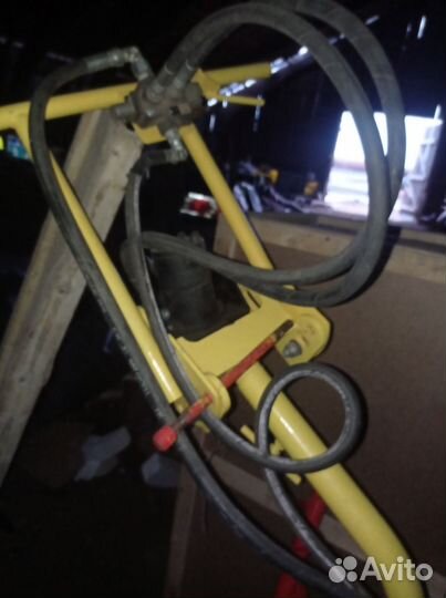 Гидравлический ямобур