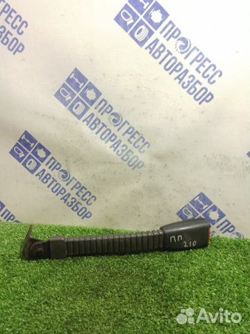 Ответная часть ремня безопасности передняя правая