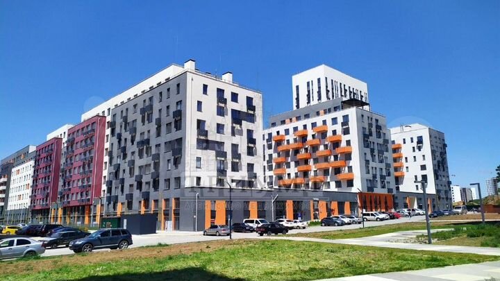 3-к. квартира, 75 м², 1/8 эт.