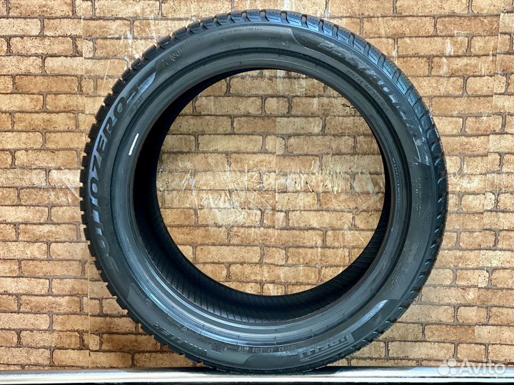 Pirelli Winter Sottozero 3 255/40 R18