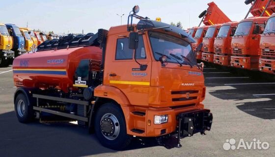 Водитель автомобиля кдм