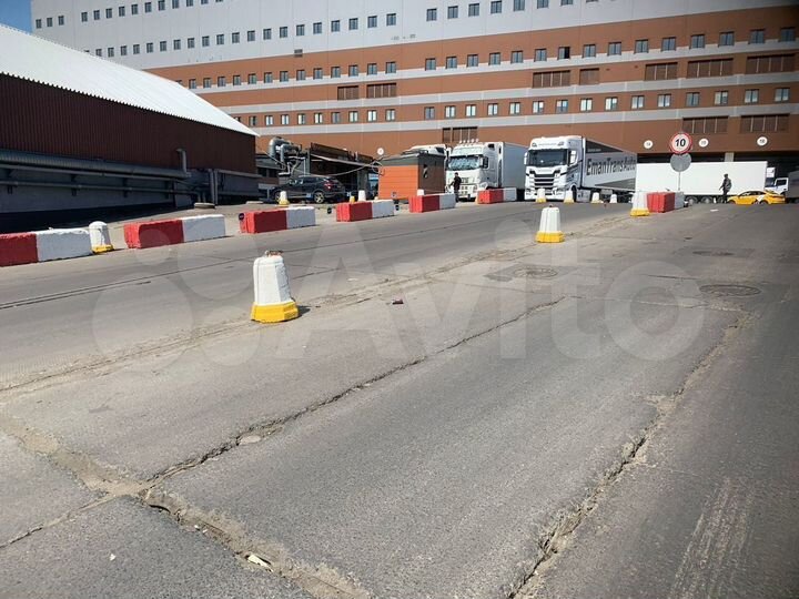 Склад, 568 м²