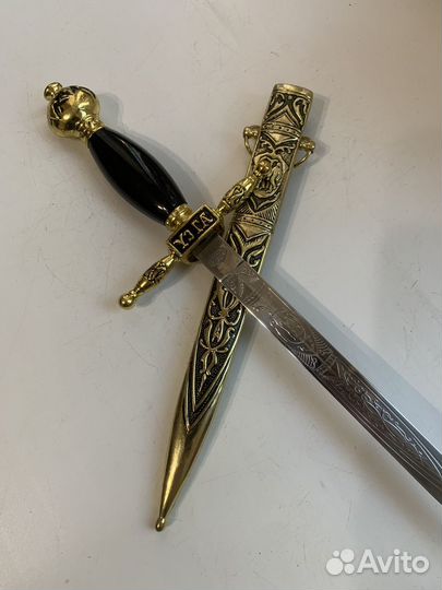 Сувенирный меч