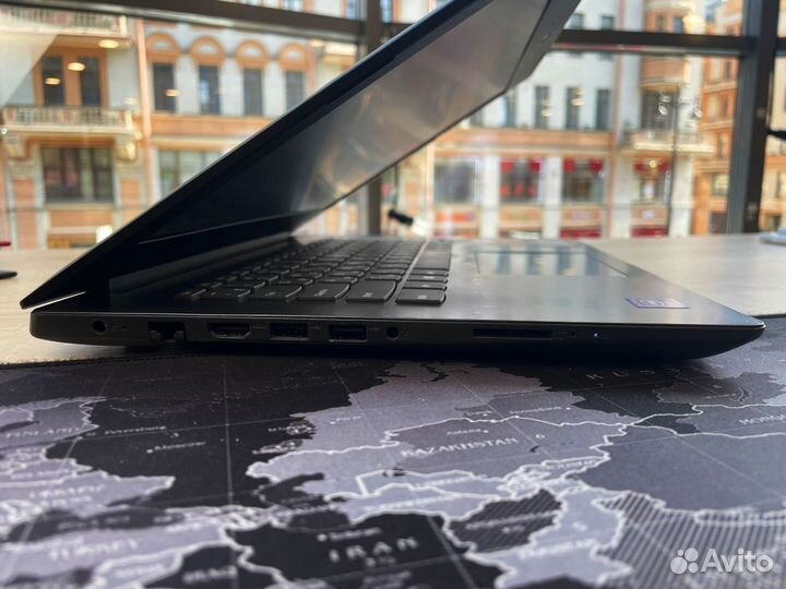 Компактные ноутбуки Lenovo 14.0