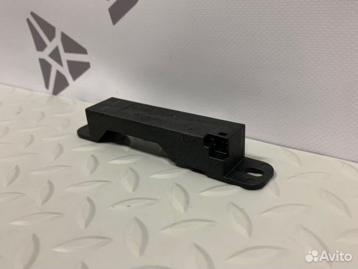 Антенна Mercedes Gle W166 3.5 дизель 2016