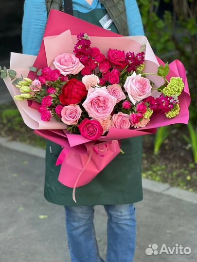 Букеты и композиции белого сиреневого цвета