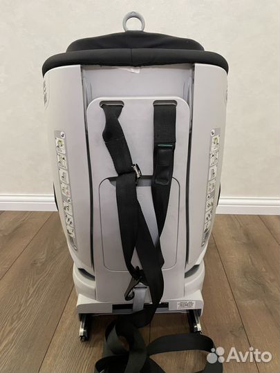 Автомобильное кресло britax romer trifix